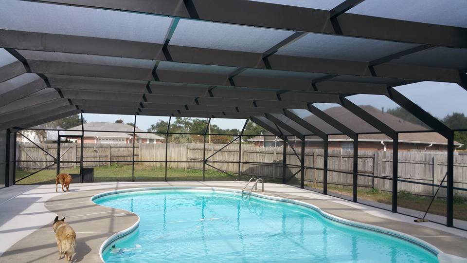 Pool enclosure for Gulf Breeze, Navarre, Pensacola and Destin